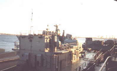 Achtern mit Raketenaufbau