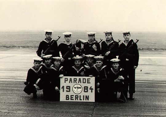Abschlussfoto 3 Tage vor der Parade in Berlin am 7. Oktober 1984