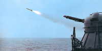 Start einer Fla - Rakete vom K�stenschutzschiff ROSTOCK